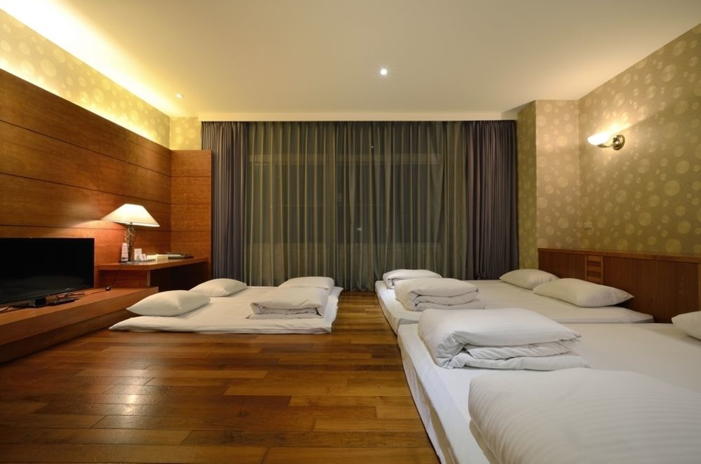 Toong Mao Spa Resort Guanziling Tainan Esterno foto